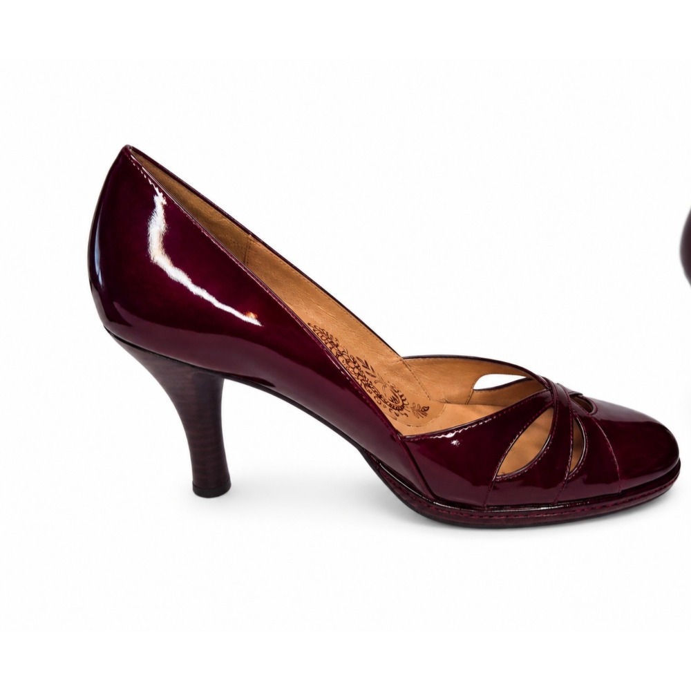 Söfft Burgundy Patent Leather Heels Pumps Womens Size 7M Cutout Career Shoes - Picture 2 of 8